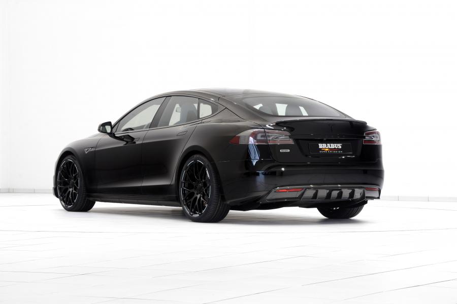 Tesla Model S by Brabus 2016 года  (фото 2 из 6)
